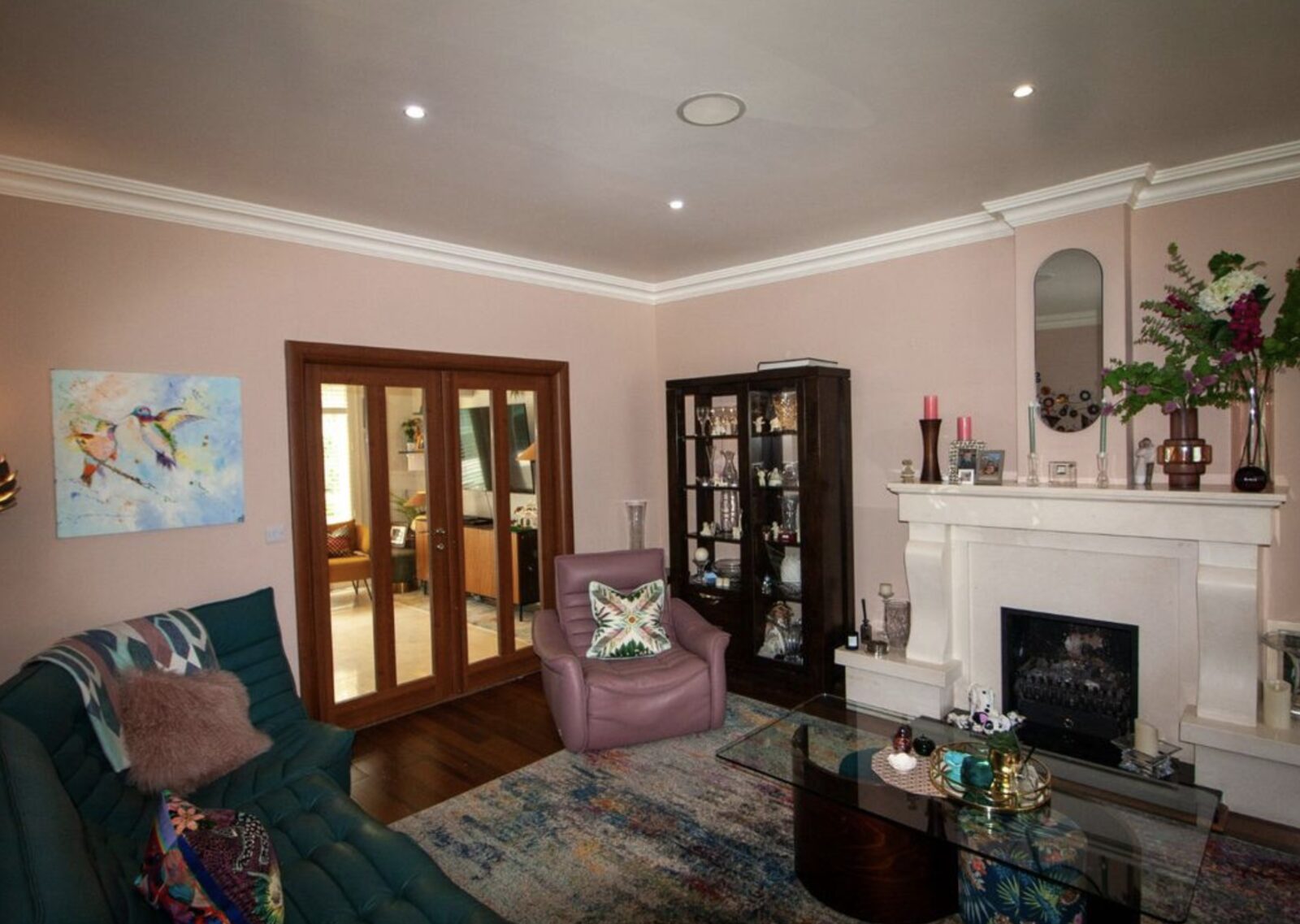 Sitting room with fireplace
